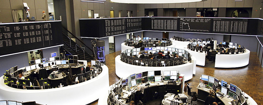 Европейская опционная биржа в Амстердаме (European Options Exchange); Лондонская международная биржа финансовых фьючерсов (London International Financial Futures Exchange);
